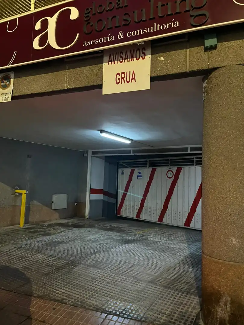 Garaje de alquiler en Carrer de Méndez Núñez, 21, Hospital - Plaza del Real