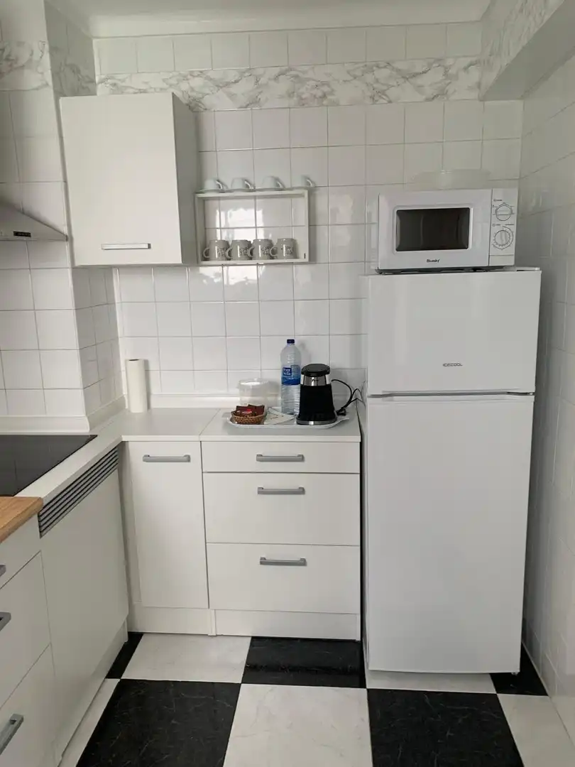 Cocina de Apartamento de alquiler en Cartagena con Aire acondicionado, Terraza y Amueblado