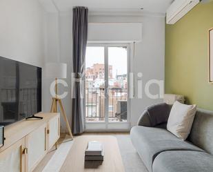 Living room of Flat to rent in  Madrid Capital  with Air Conditioner and Heating