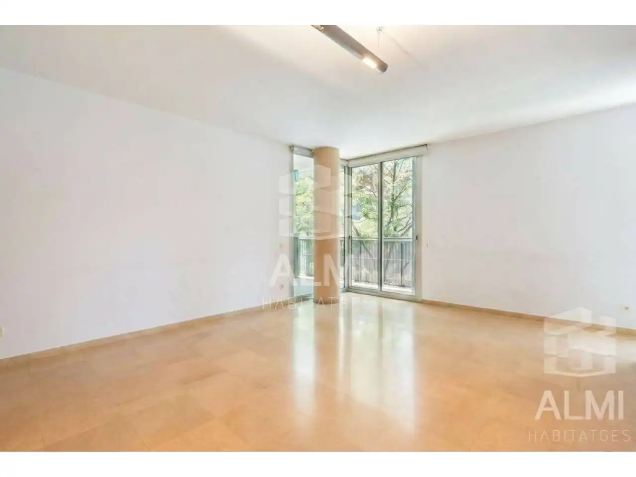 Vista exterior de Piso en venta en  Barcelona Capital con Aire acondicionado, Calefacción y Parquet