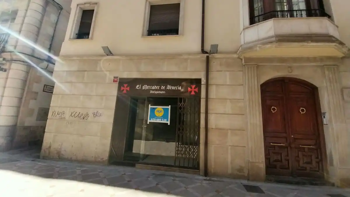 Außenansicht von Geschaftsraum zur Miete in Jaén