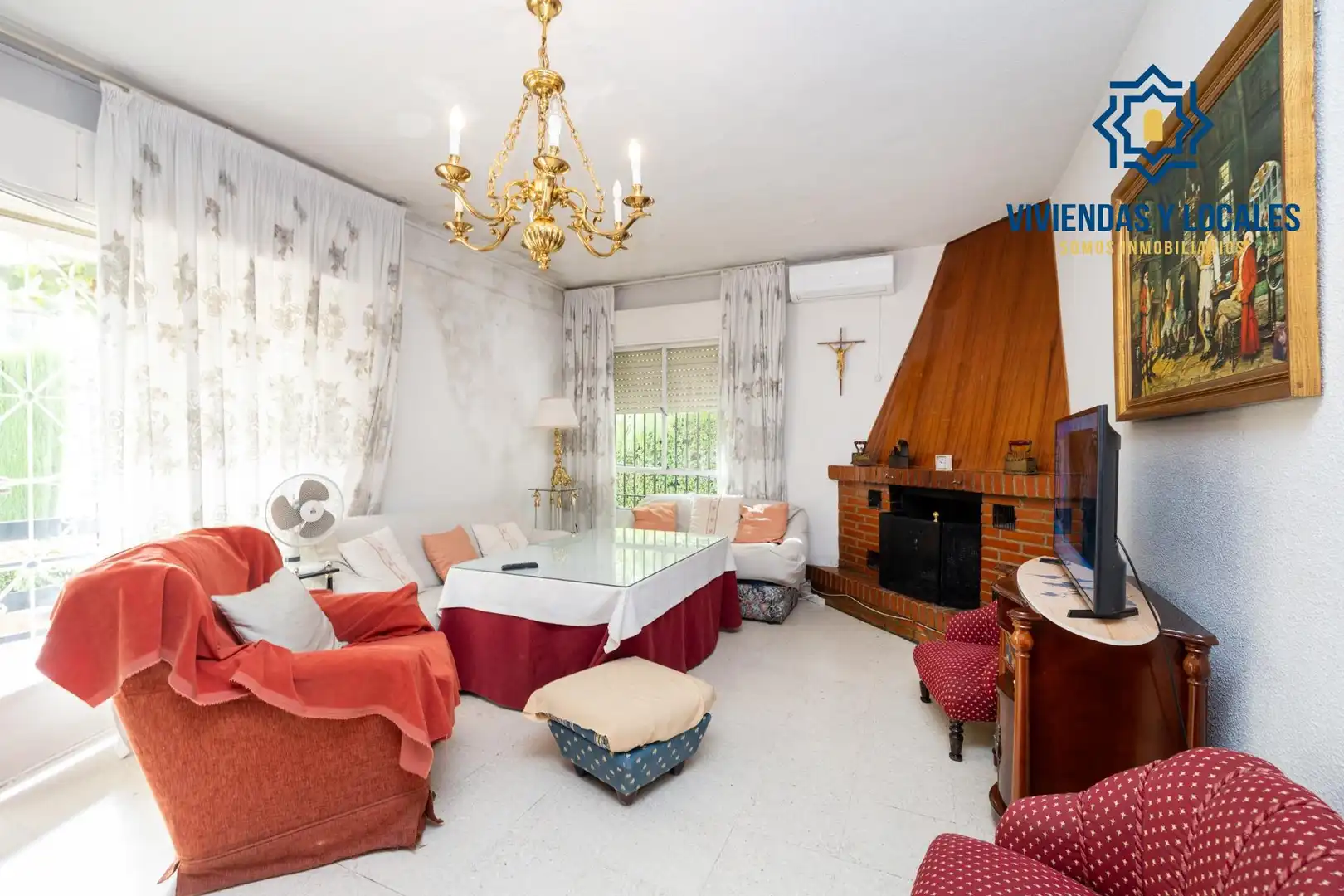 Sala de estar de Casa o chalet en venta en Armilla con Aire acondicionado, Calefacción y Jardín privado