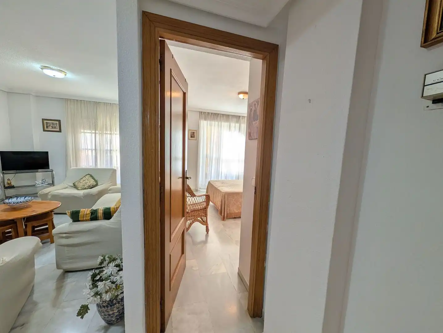 Apartamento de alquiler en Estepona con Amueblado y Balcón
