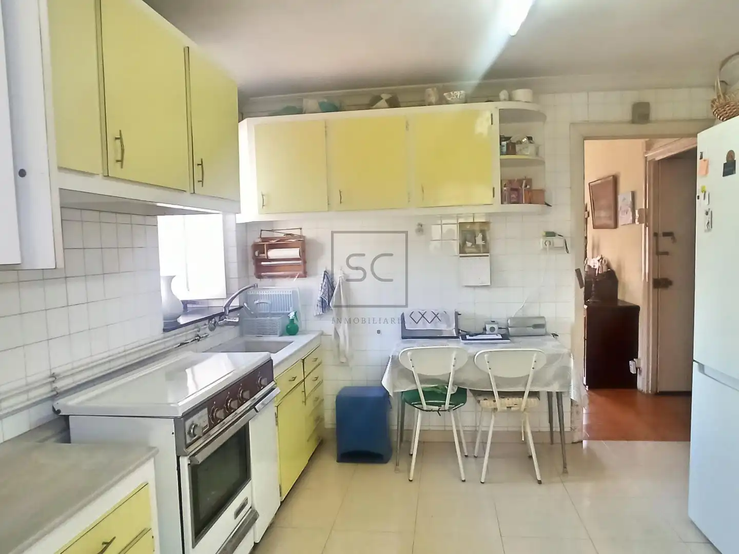 Cuina de Casa o xalet en venda en Ferrol amb Jardí privat i Traster