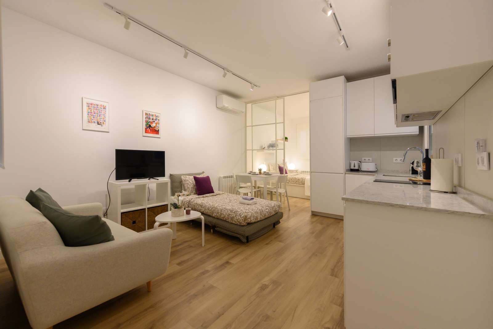 Sala d'estar de Estudi per a compartir en  Madrid Capital amb Aire condicionat, Calefacció i Terrassa