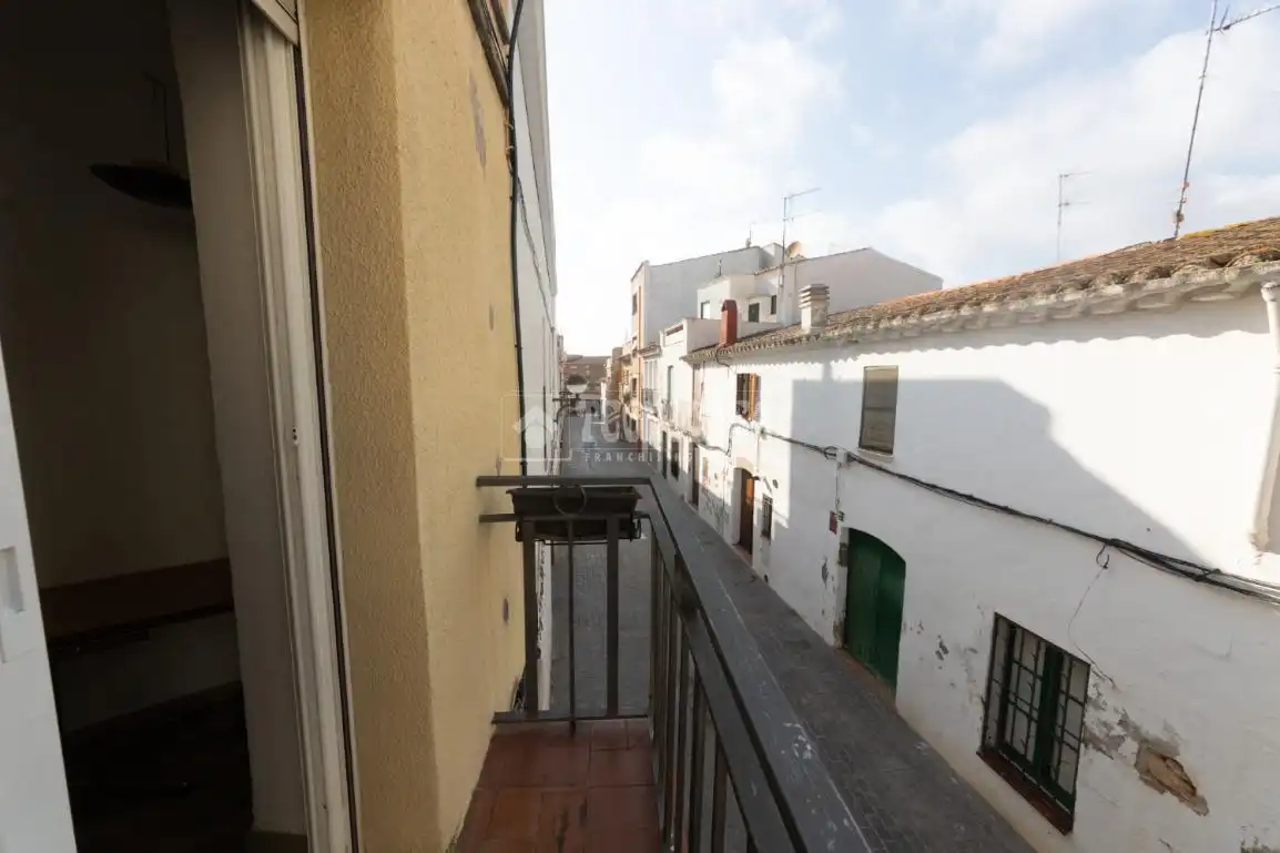 Vista exterior de Pis en venda en Cubelles amb Aire condicionat i Calefacció