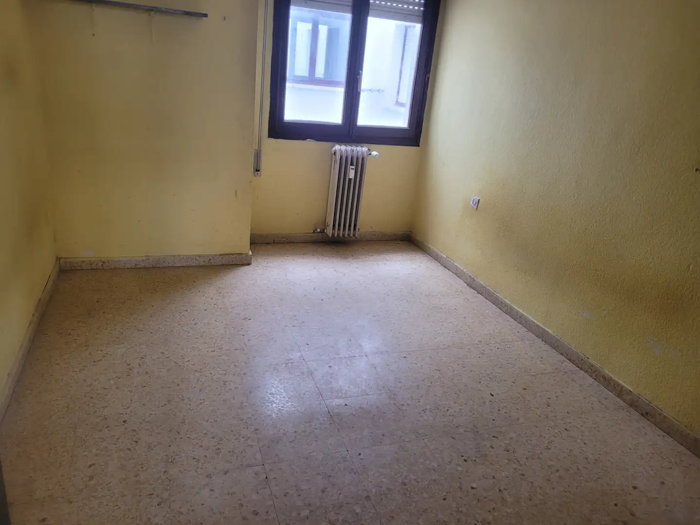 Pis en venda en Soria Capital  amb Calefacció i Parquet