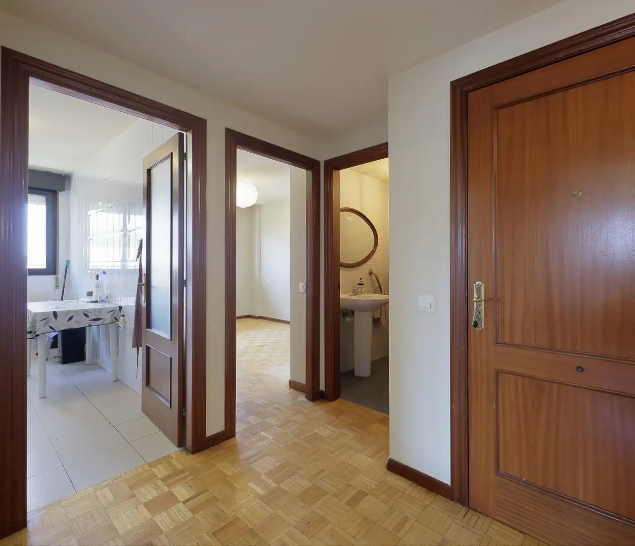 Piso en venta en Oviedo  con Calefacción y Trastero