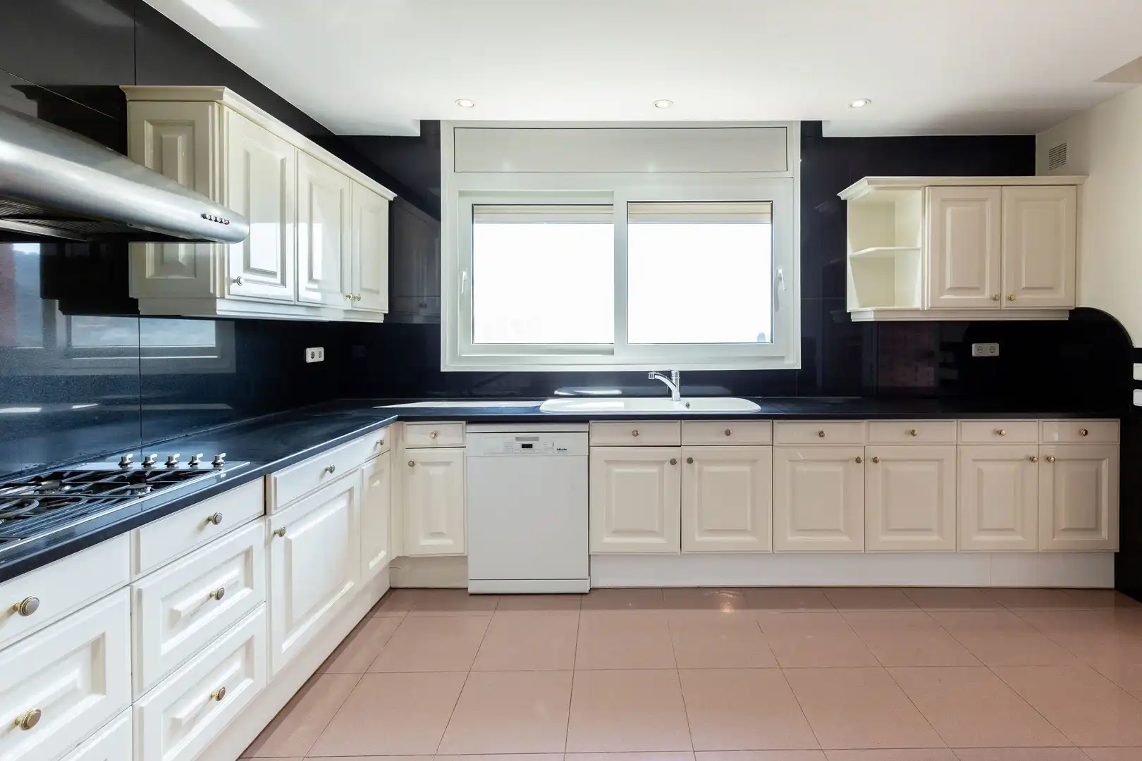 Küche von Haus oder Chalet zur Miete in Argentona mit Klimaanlage, Heizung und Terrasse