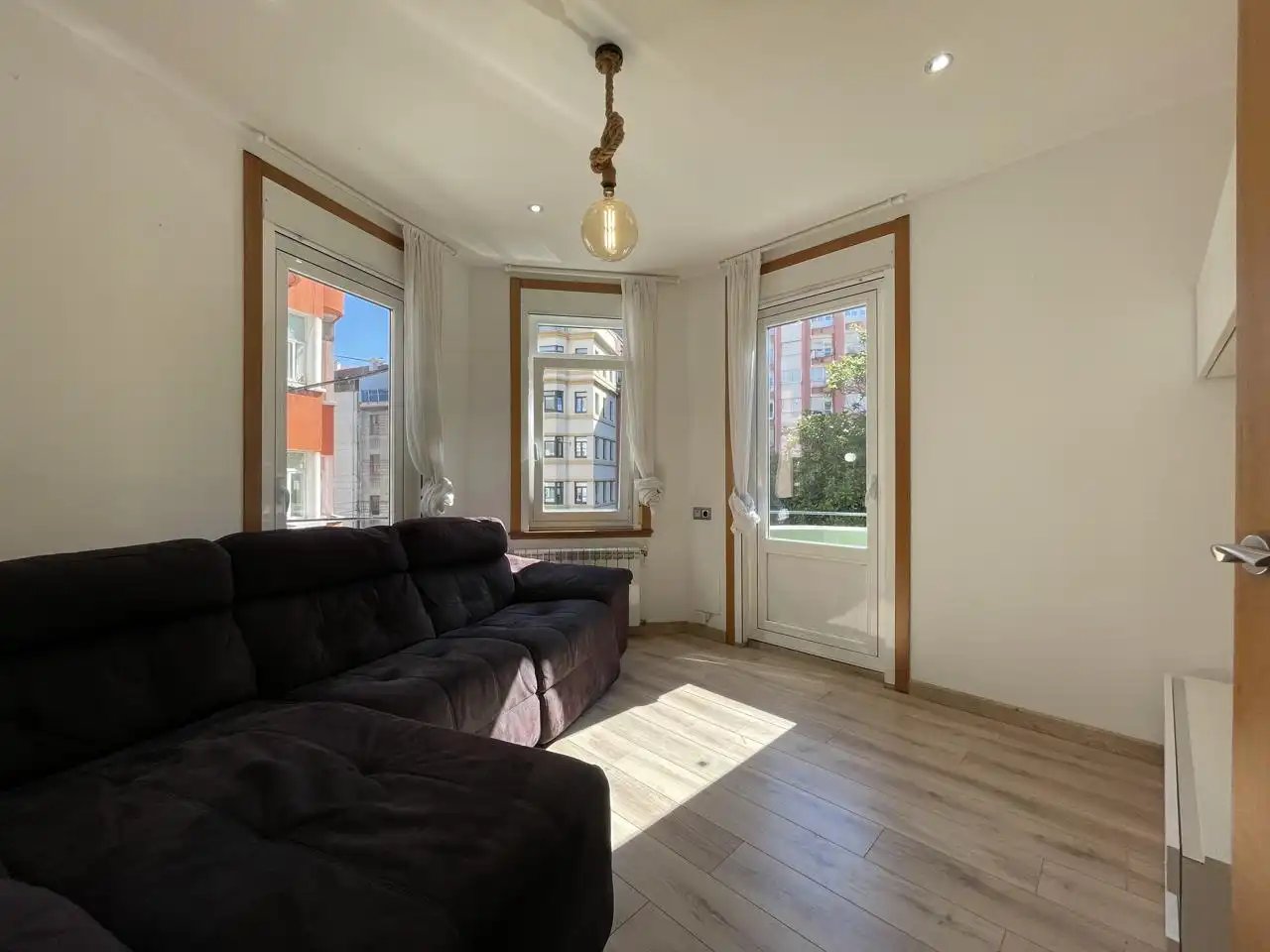 Wohnzimmer von Wohnung zum Verkauf in A Coruña Capital  mit Heizung, Terrasse und Balkon
