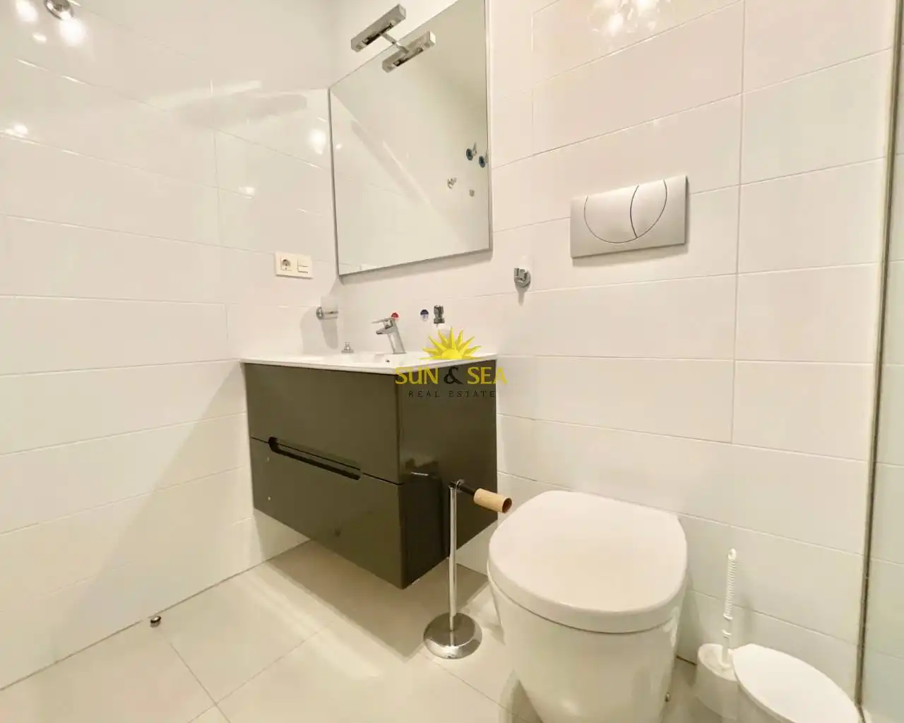 Baño de Piso de alquiler en Pilar de la Horadada con Aire acondicionado, Calefacción y Terraza