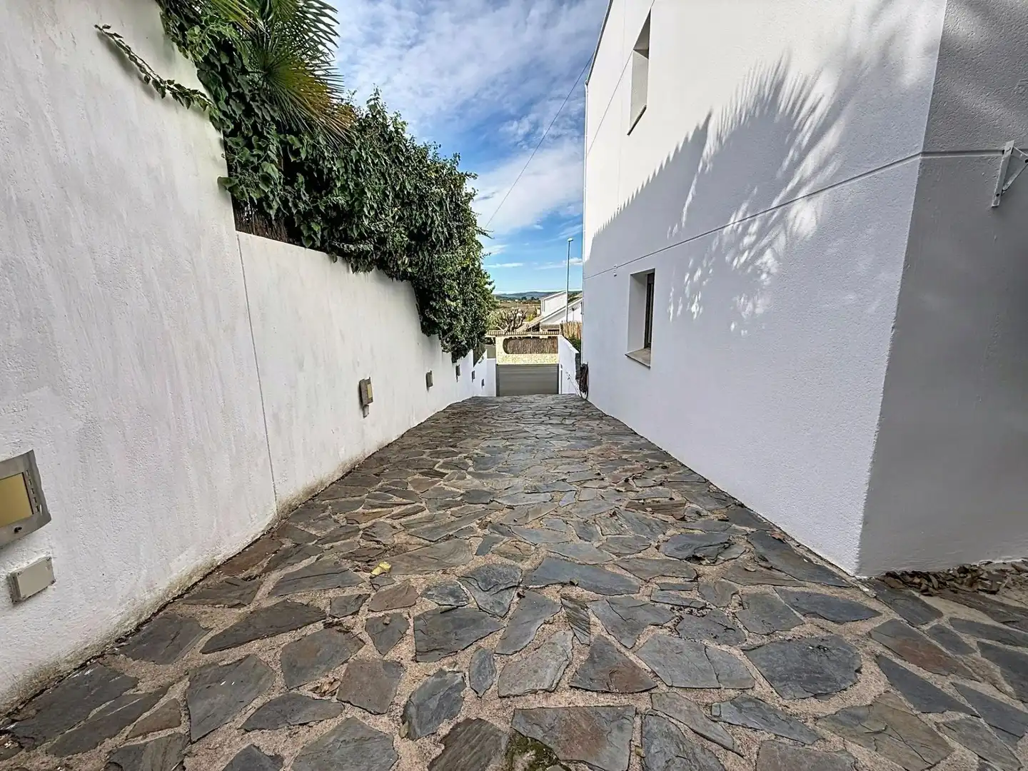 Exterior view of Houses for sale in Calafell  with Swimming Pool