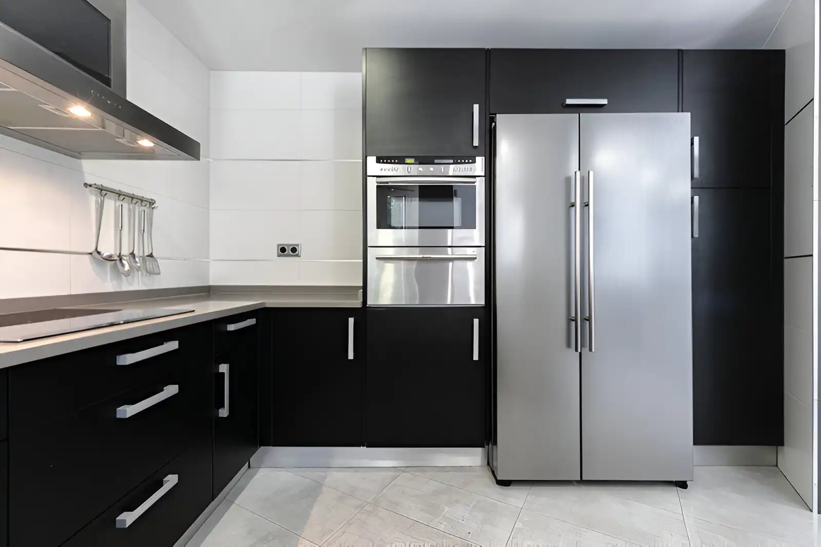 Cocina de Casa o chalet en venta en Marbella con Aire acondicionado, Jardín privado y Terraza