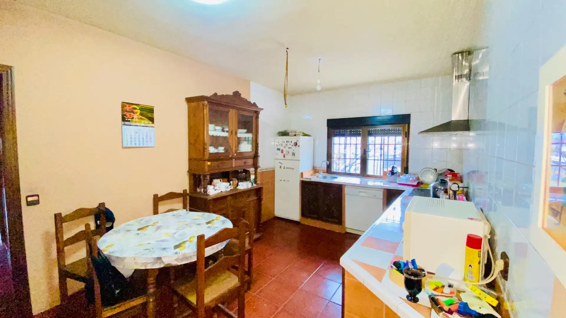 Cuina de Casa o xalet en venda en Valdastillas amb Aire condicionat, Jardí privat i Terrassa