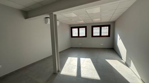 Foto 2 de Oficina de alquiler en De Catalunya, Cervera, Lleida