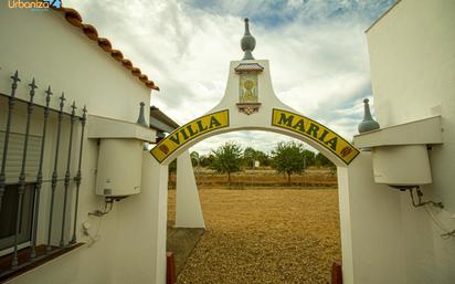 Casa o xalet en venda en Badajoz Capital amb Calefacció, Jardí privat i Terrassa