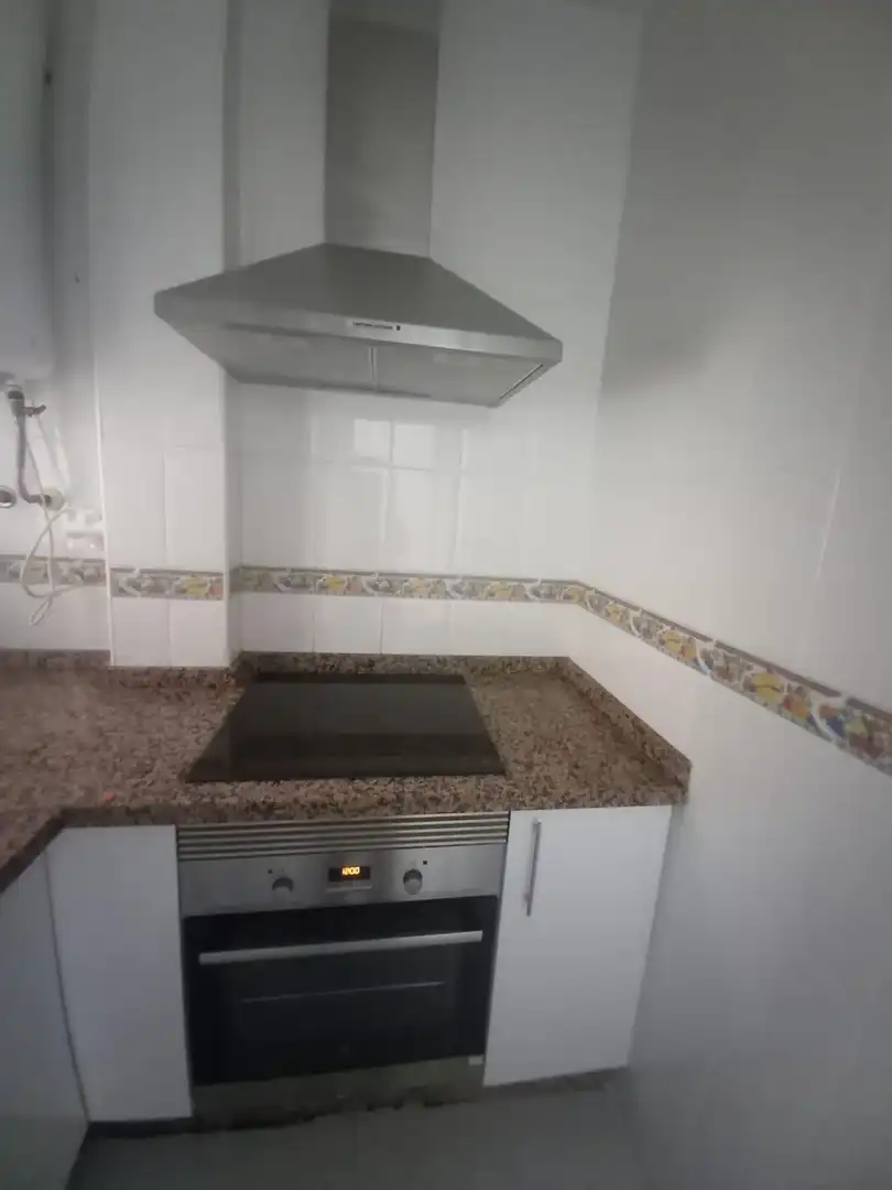Apartamento de alquiler en Sta. Marina - San Andrés - San Pablo - San Lorenzo