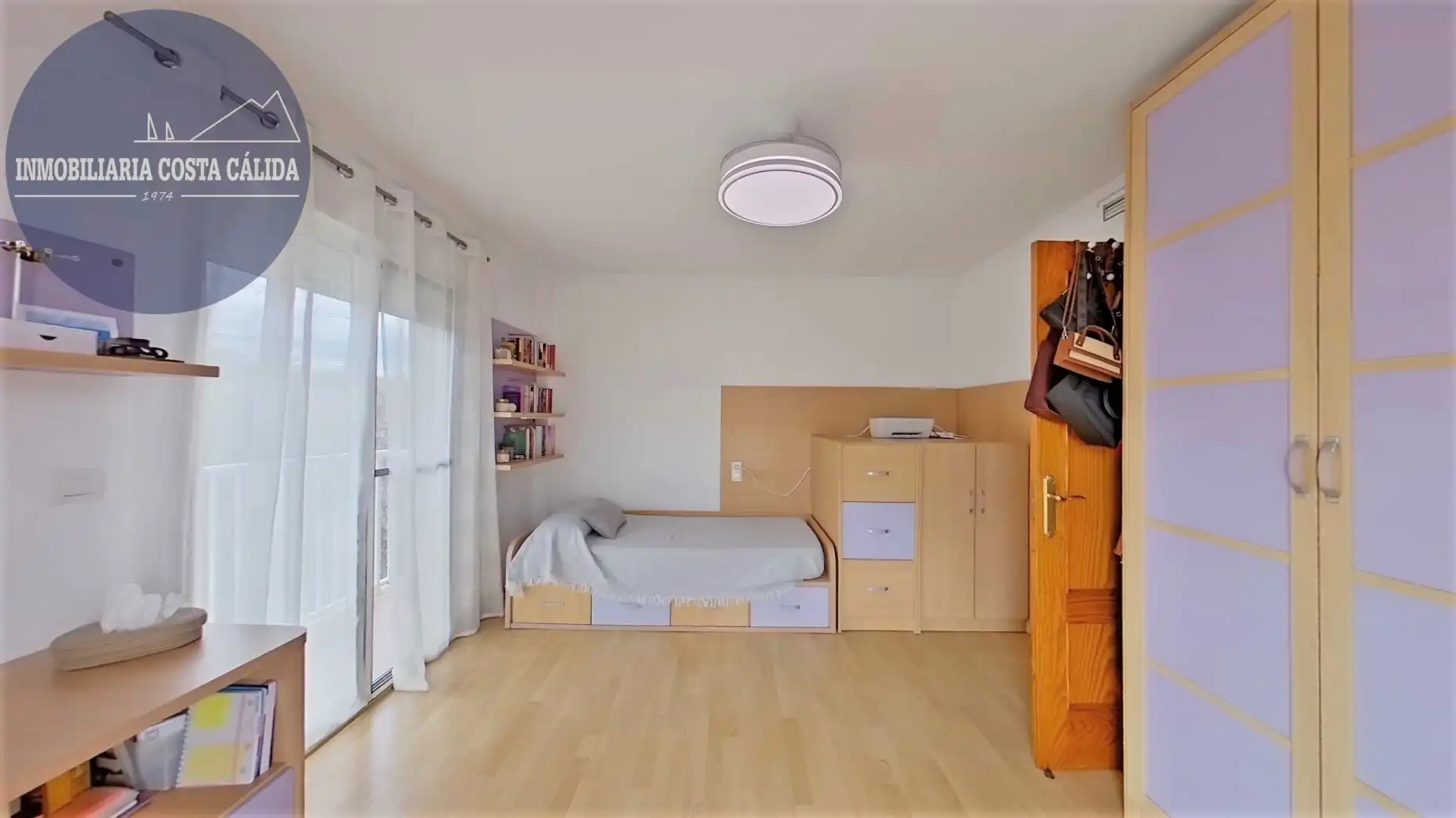 Habitación de Dúplex en venta en Águilas con Terraza, Trastero y Amueblado