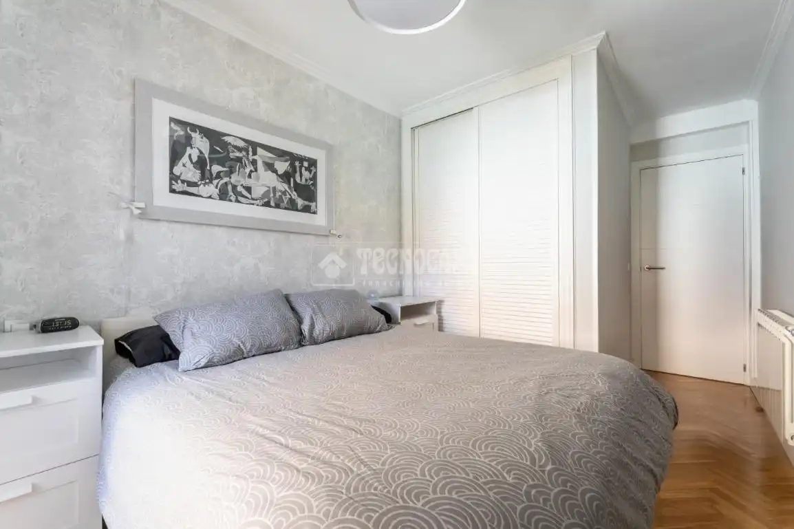 Schlafzimmer von Wohnung zum Verkauf in Las Rozas de Madrid mit Klimaanlage und Heizung