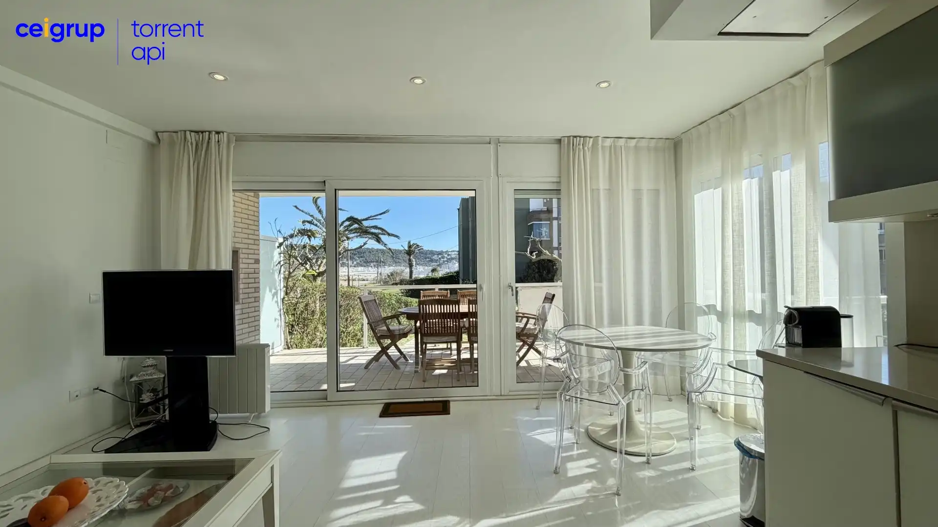 Wohnzimmer von Wohnung zum Verkauf in L'Estartit mit Terrasse, Abstellraum und Schwimmbad