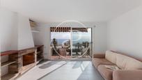 Living room of Flat for sale in El Masnou  with Air Conditioner, Heating and Terrace