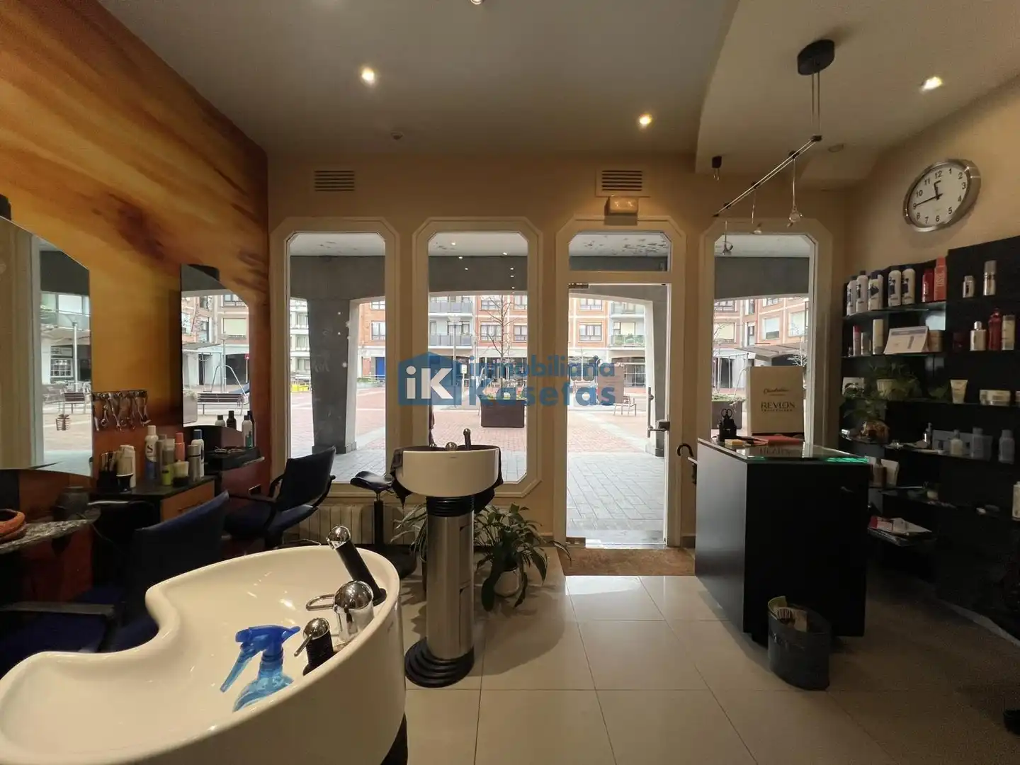 Business premises for sale in Centro - Ariz - Uribarri, imagen 3