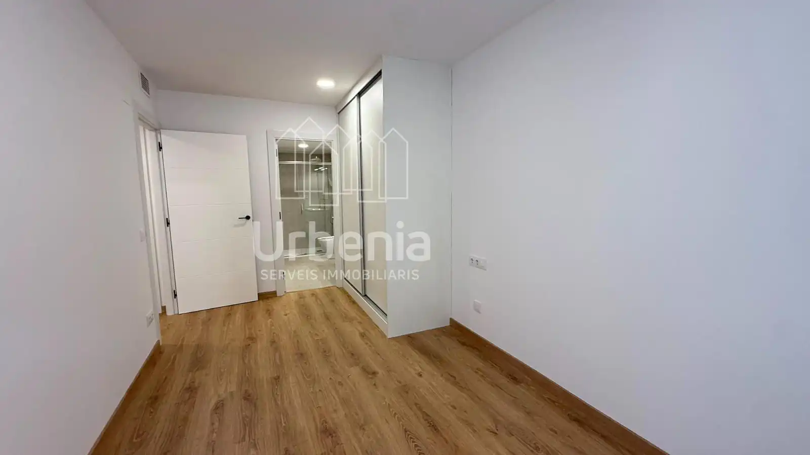 Schlafzimmer von Wohnung zur Miete in Canet de Mar mit Heizung und Terrasse