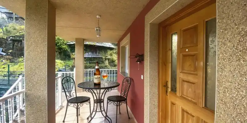 Terraza de Casa o chalet en venta en Cangas del Narcea con Jardín privado, Terraza y Trastero