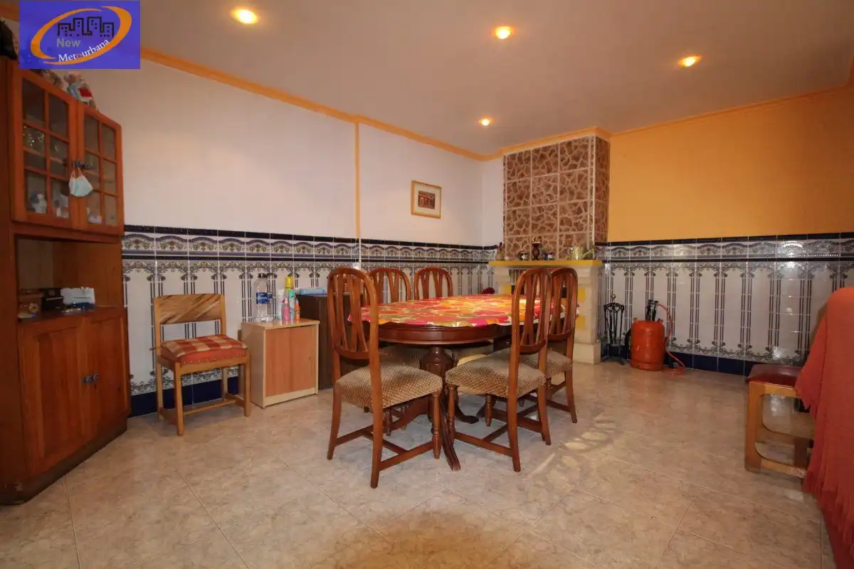 Houses for sale in Cortes de Pallás  with Air Conditioner, Heating and Terrace