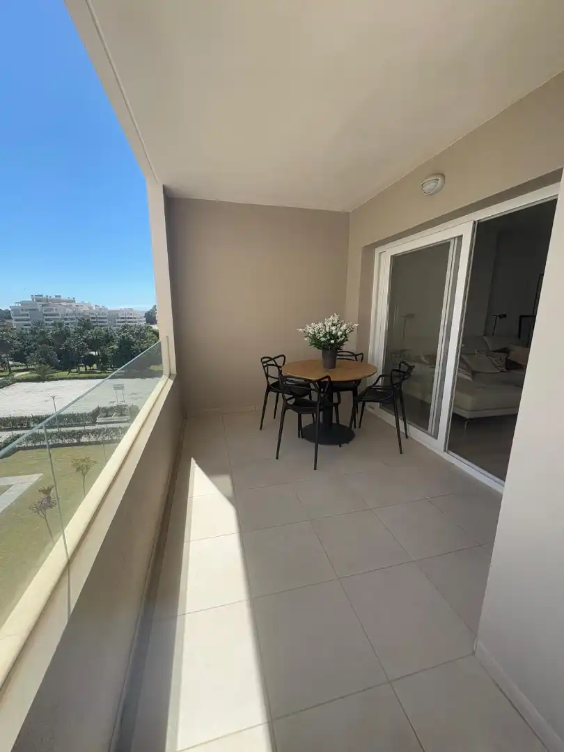 Apartament amb terrassa en venda a Calle los Granados 18, imagen 3