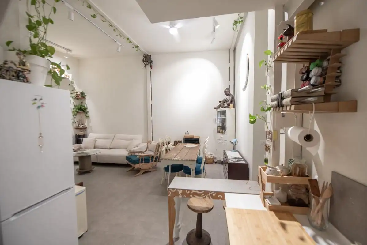 Sala d'estar de Planta baixa en venda en Sevilla amb Calefacció