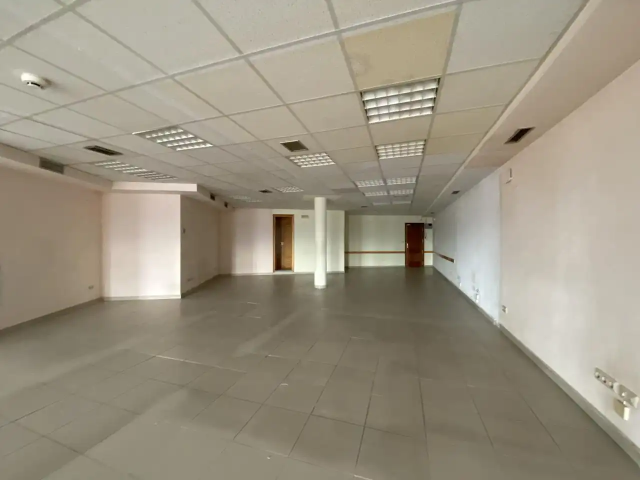 Business premises to rent in Del Duque De Alba, imagen 4