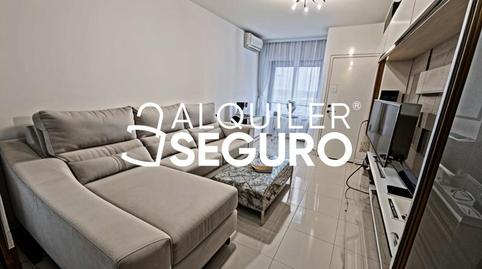 Foto 4 de Piso de alquiler en Chipre, Meco pueblo, Madrid