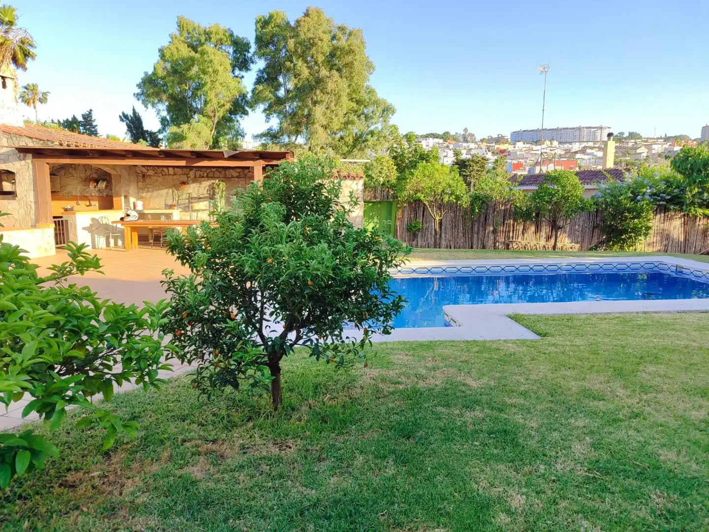 Piscina de Casa o xalet en venda en Algeciras