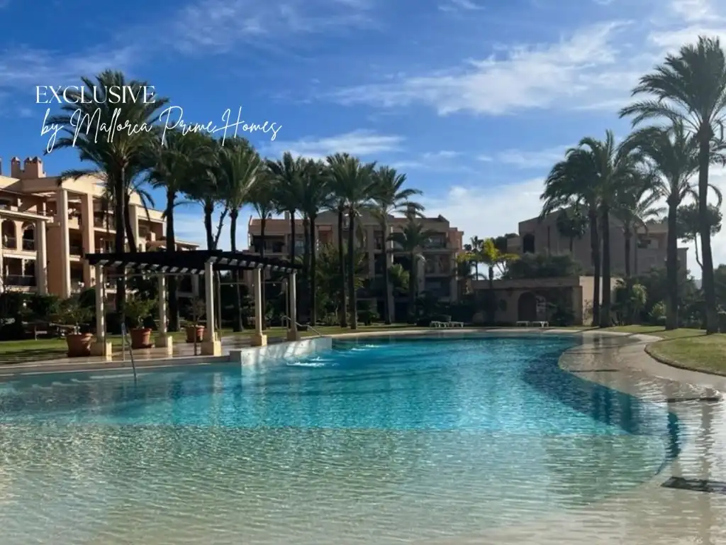 Swimming pool of Apartments for sale in Calvià  with Air Conditioner, Private garden and Furnished