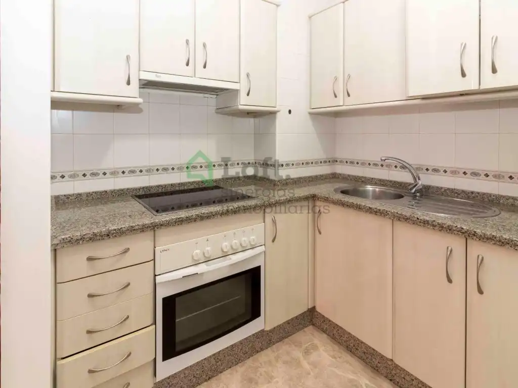 Appartement compact avec ascenseur à vendre à Casco Antiguo, imagen 3