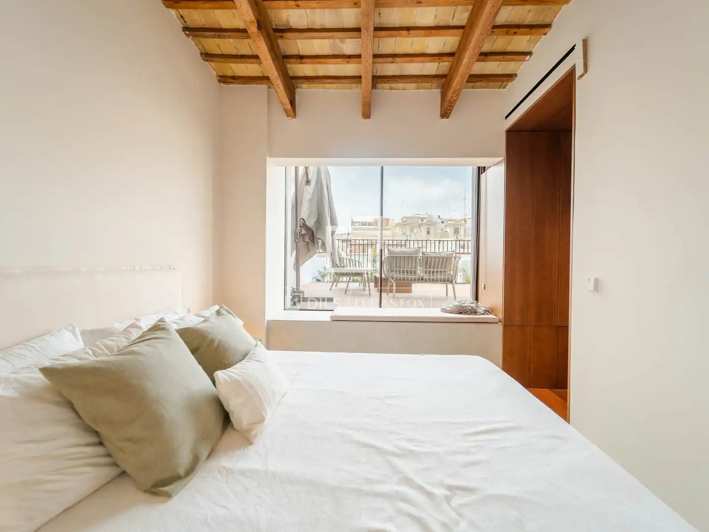 Habitación de Ático de alquiler en Valencia con Aire acondicionado, Calefacción y Terraza
