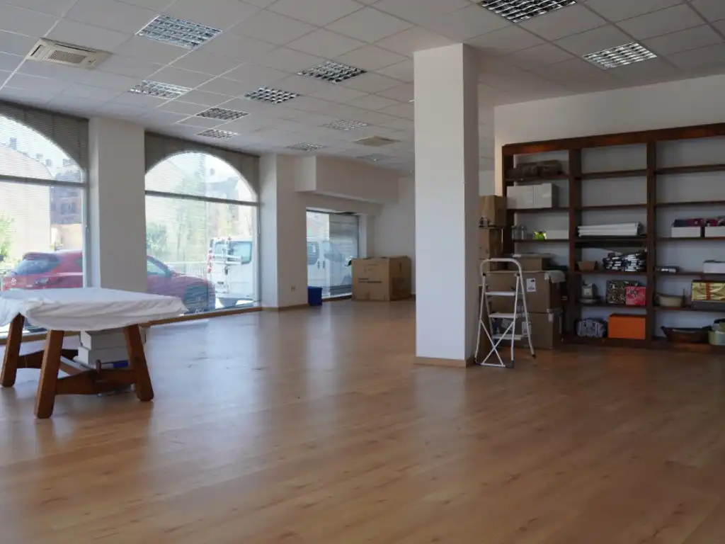 Local comercial de lloguer a Calle San Vitorian 2, imagen 4