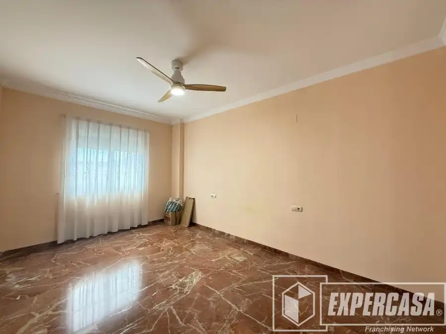 Sala de estar de Casa o chalet de alquiler en Picassent con Calefacción, Terraza y Trastero