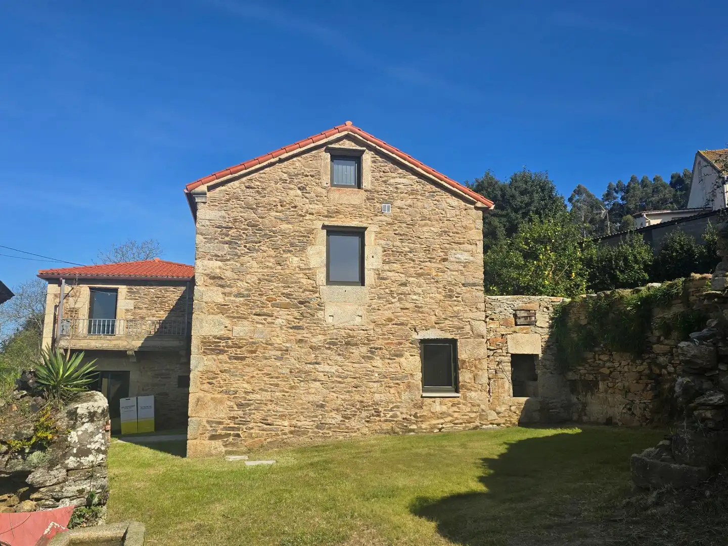 Vista exterior de Casa o chalet en venta en Paderne con Calefacción y Balcón