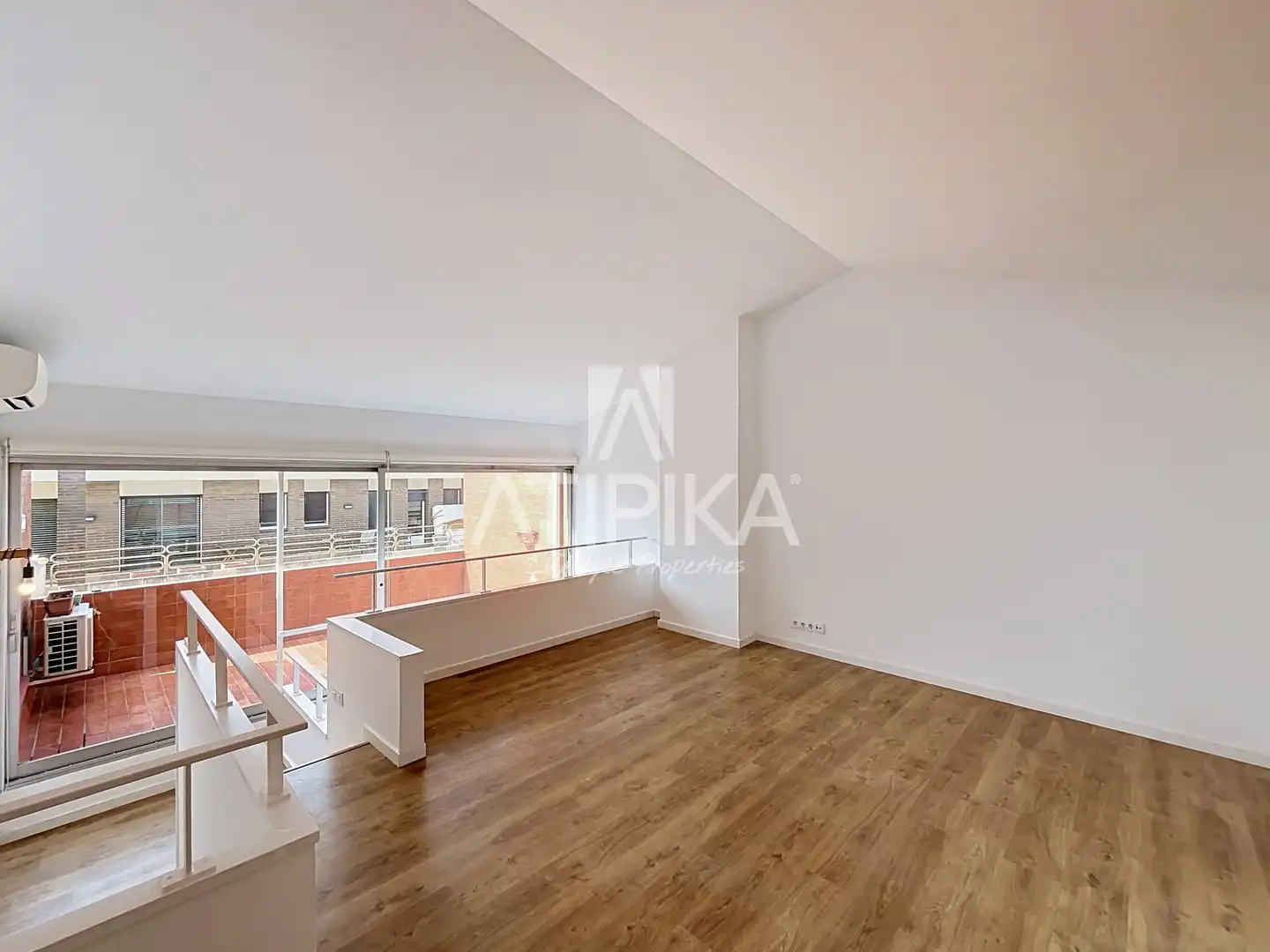 Dormitori de Àtic en venda en Barcelona amb Aire condicionat, Calefacció i Parquet