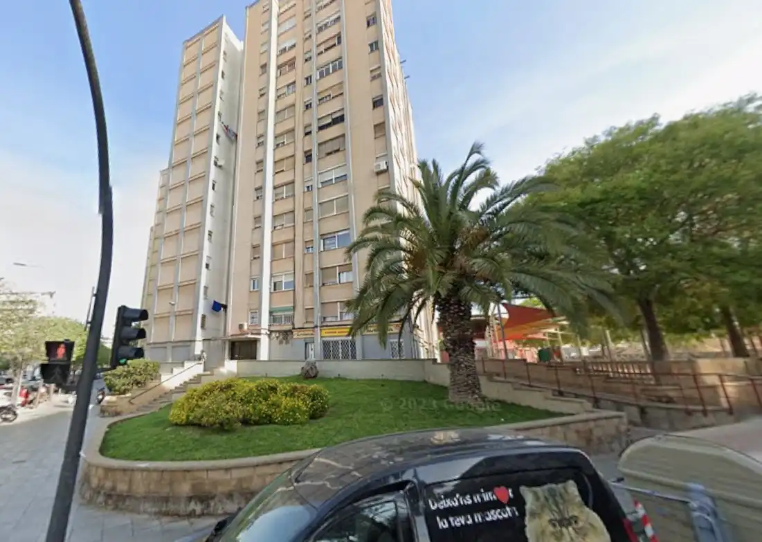 Exterior view of Flat for sale in Cornellà de Llobregat