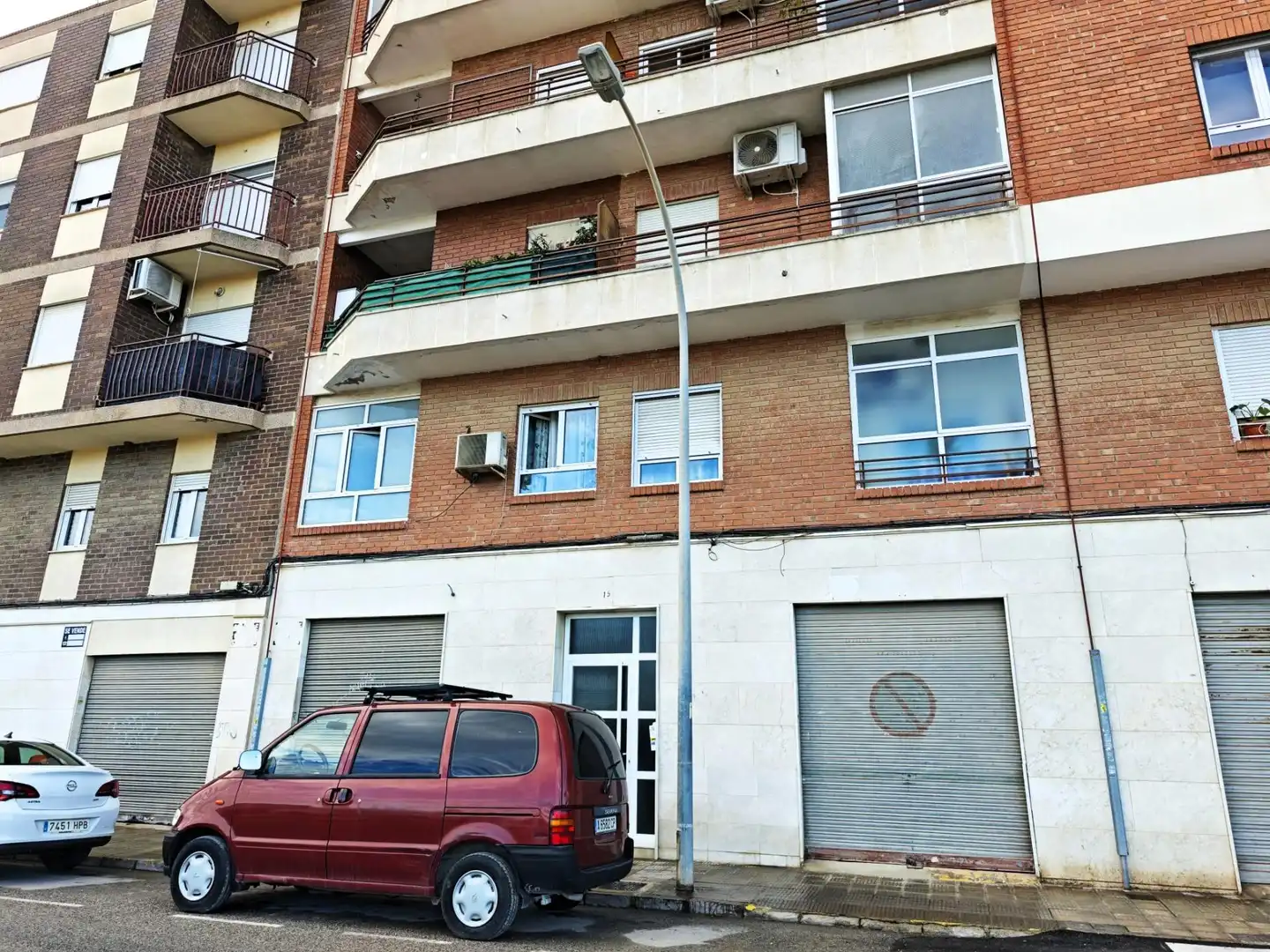 Vista exterior de Piso en venta en Elche / Elx con Terraza, Amueblado y Balcón