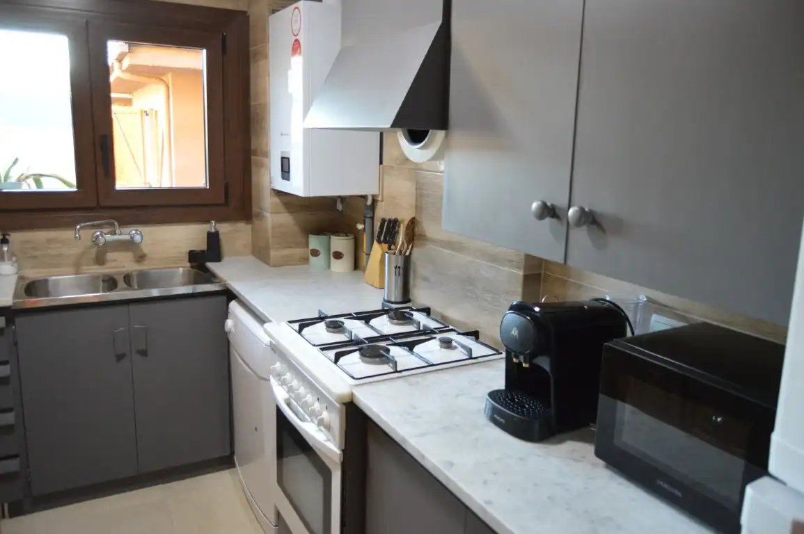 Cocina de Apartamento de alquiler en Alp con Calefacción, Parquet y Terraza