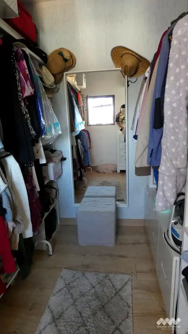 Dormitori de Casa adosada en venda en Benalmádena amb Piscina comunitària