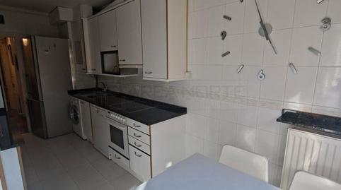 Photo 3 of Flat for sale in Calle Portal de Castilla, Ariznabarra, Araba - Álava