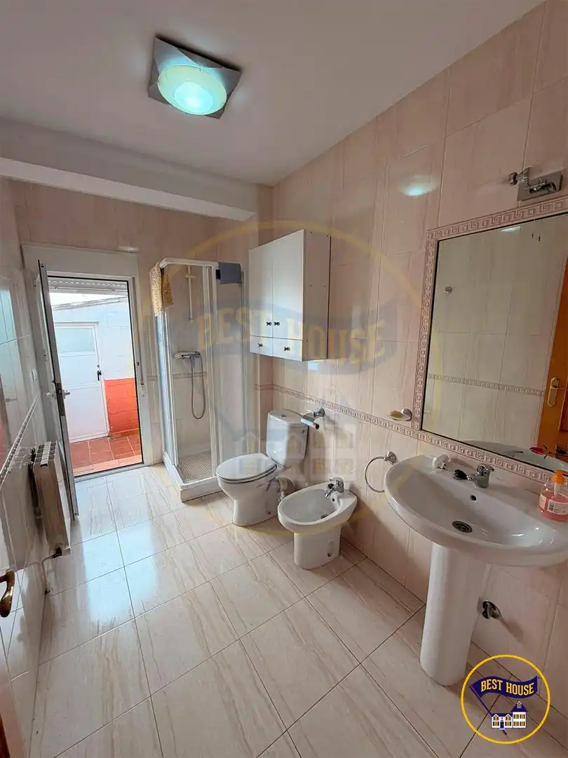 Baño de Finca rústica en venta en Carboneras de Guadazaón con Calefacción y Amueblado
