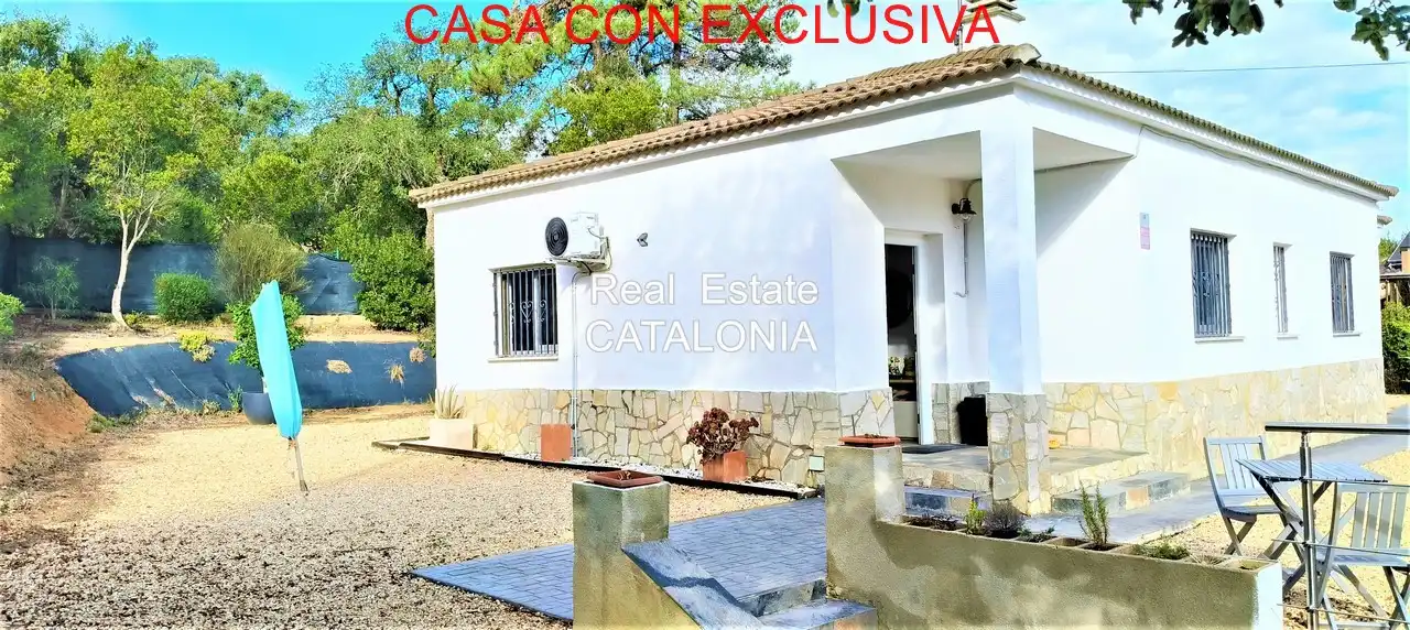 Detached house with pool for sale in Lloret Blau - La Creu de Lloret