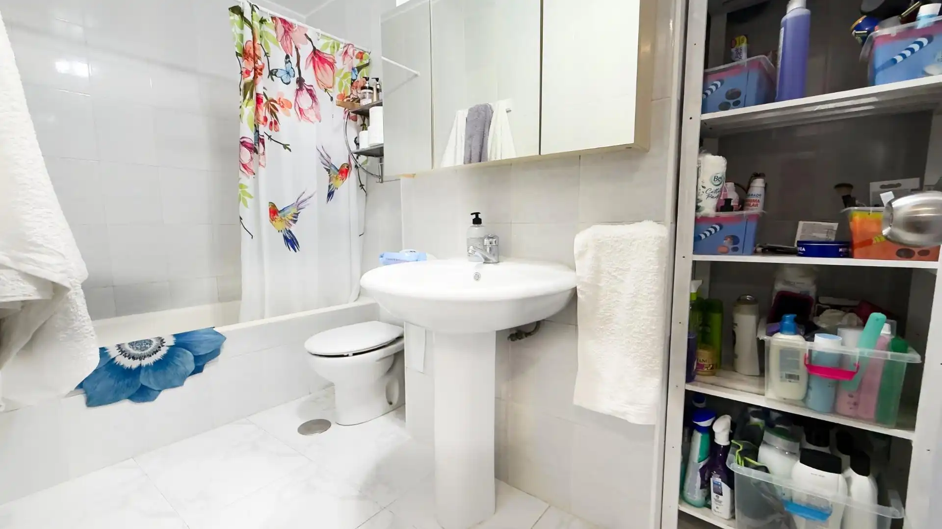 Bathroom of Flat for sale in Benidorm  with Furnished and Balcony