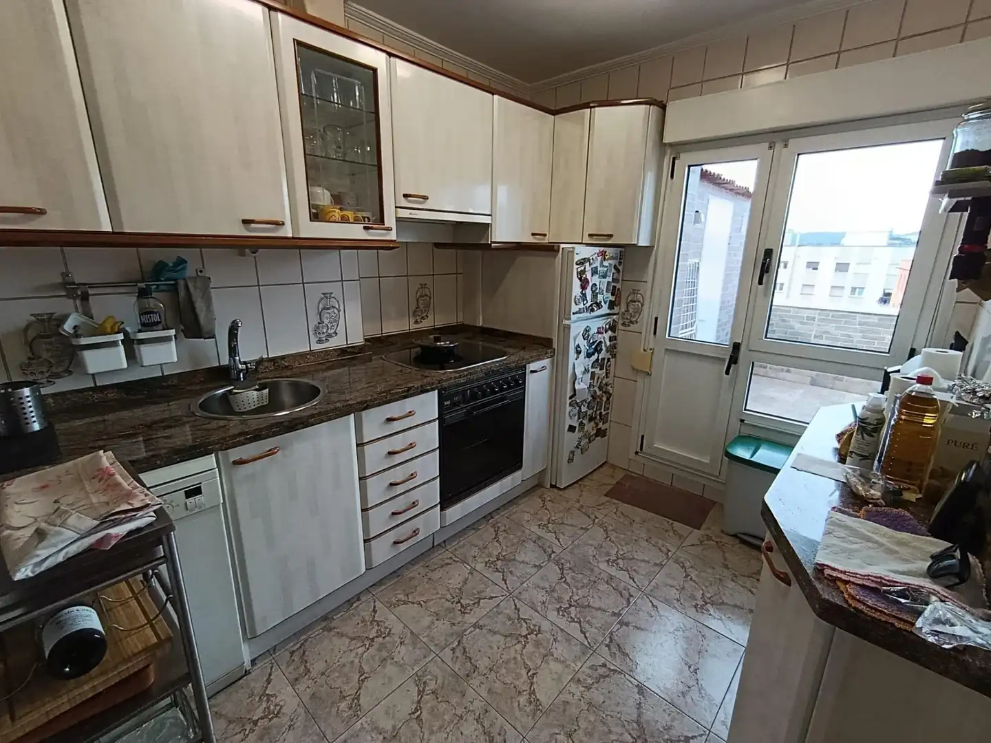Cuina de Àtic en venda en Gijón  amb Aire condicionat, Calefacció i Terrassa